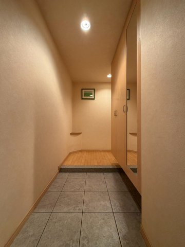 ヴェルビュタワー琴似の玄関