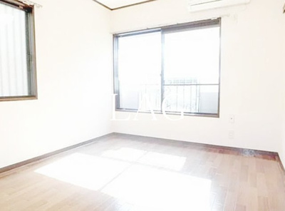 【居間・リビング】 | ハイム・Ｋ | 洋室のお部屋です。