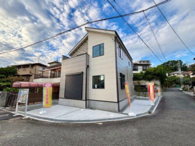 末広町　新築一戸建ての外観|新しい生活にいかがでしょうか？外観はお住まいの顔になります。こだわりたいポイントですね。外壁塗装や屋根塗装のご相談も承っております。
■現地内覧・資金計画相談・住宅ローン相談もお問合せ受付中■