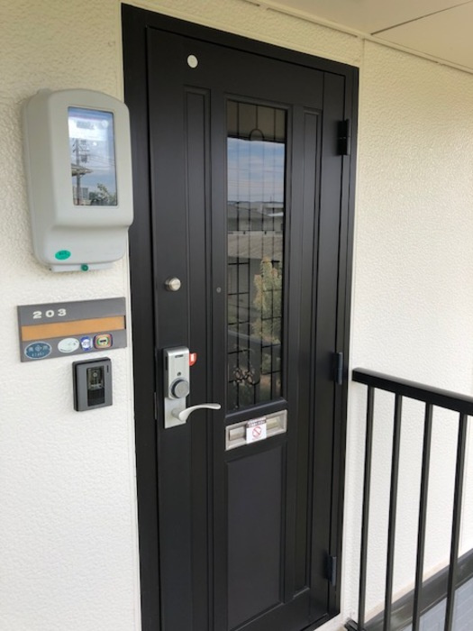 メゾン・ド・ラヴィ金屋橋　Ｎの玄関