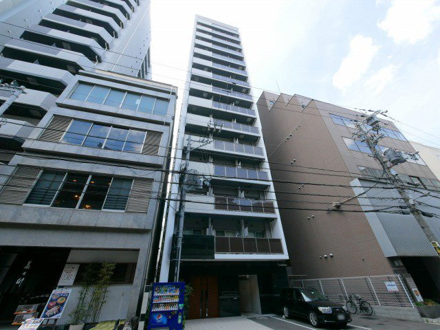 大阪市中央区本町４丁目の賃貸マンションの外観