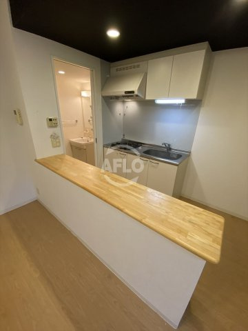 FLAT34上本町　五条小学校区のキッチン|FLAT34上本町　カウンター