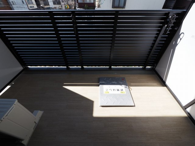 大阪市都島区都島本通４丁目の賃貸マンションのバルコニー