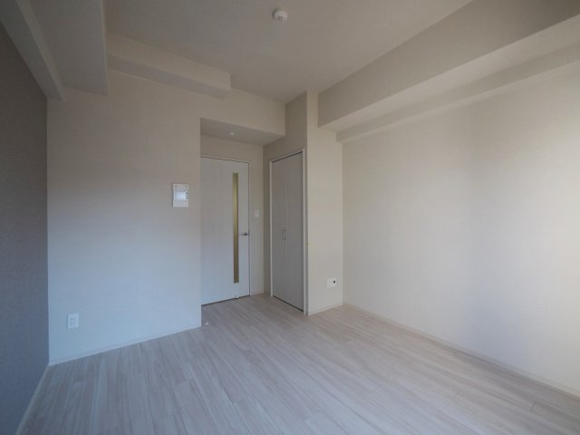 大阪市都島区都島本通４丁目の賃貸マンションの居間・リビング