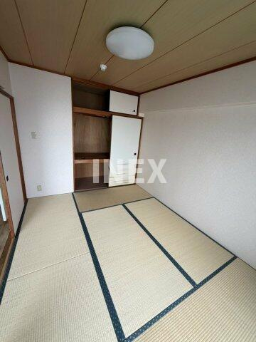 横浜市鶴見区栄町通２丁目の賃貸マンションの和室