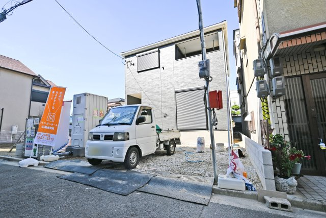 クレイドルガーデン長吉六反3丁目新築一戸建て│3LDK＋並列駐車2台可の外観|落ち着いた雰囲気の住宅街に位置しており、静かで暮らしやすい住環境が魅力です。