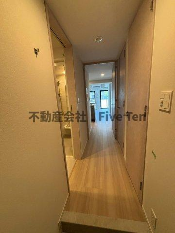 プレジリア代々木参宮橋の玄関