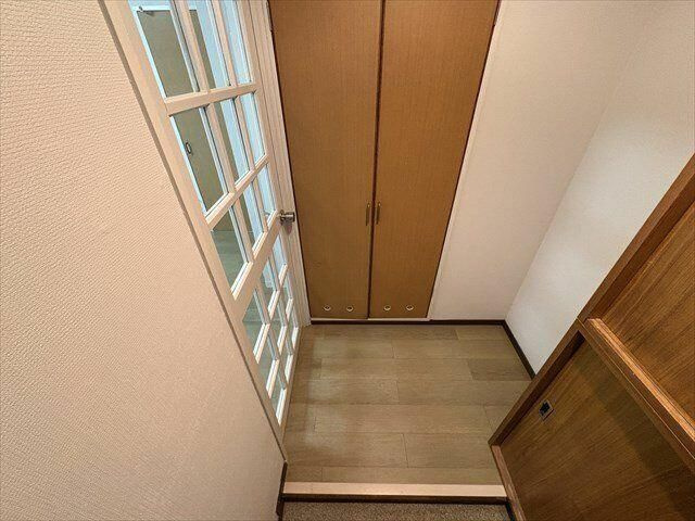 メガロン御殿山の玄関