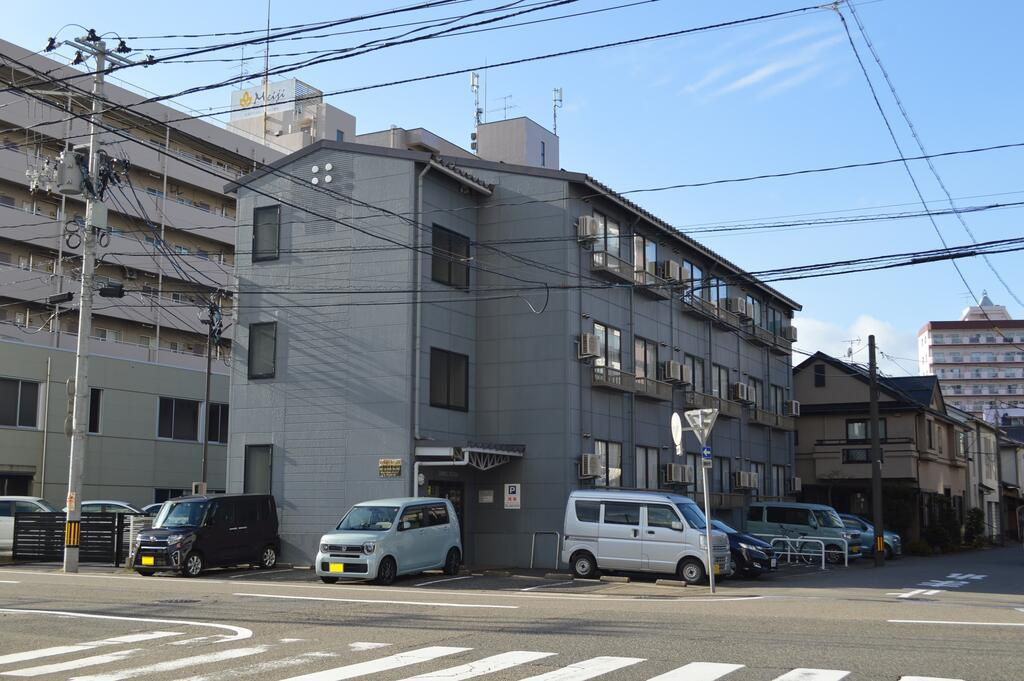 ドムスフタバの外観