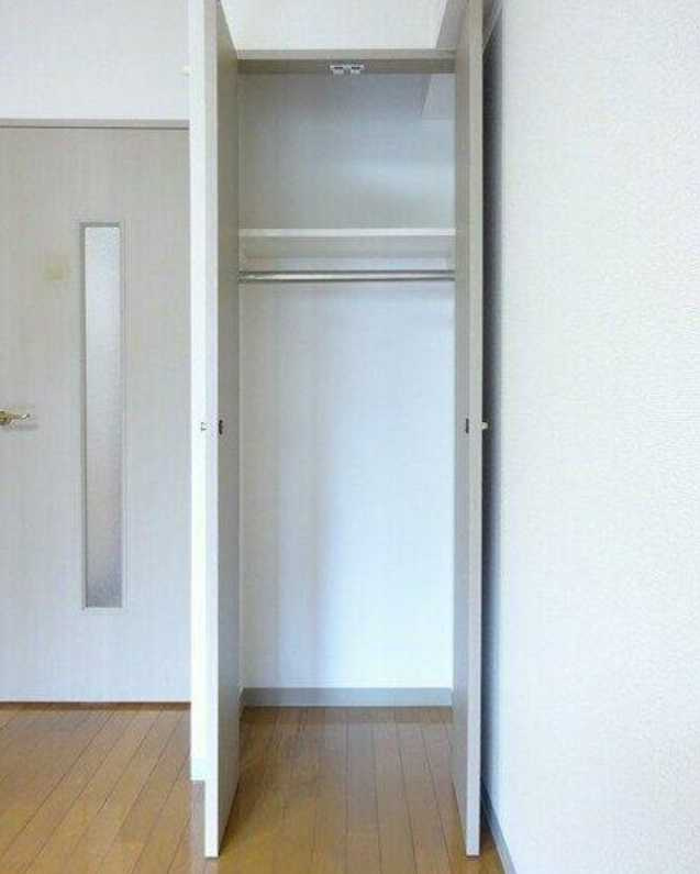 菱和パレス三軒茶屋　バストイレ別　室内洗濯機置場　TVドアホンの収納