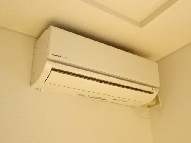 太宰府市国分２丁目のアパートの設備|エアコン