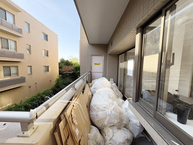 【バルコニー】 | パークリッジ調布つつじヶ丘 | バルコニー　※工事中　～即日のご見学可能～　お問合せはお気軽にどうぞ。