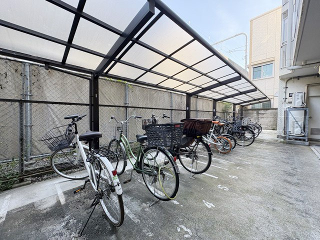【駐輪場】 | 武蔵境永谷タウンプラザ | 駐輪場スペース。空きの有無などは、個別にお問合せください。～即日のご見学可能～　お問合せはお気軽に。