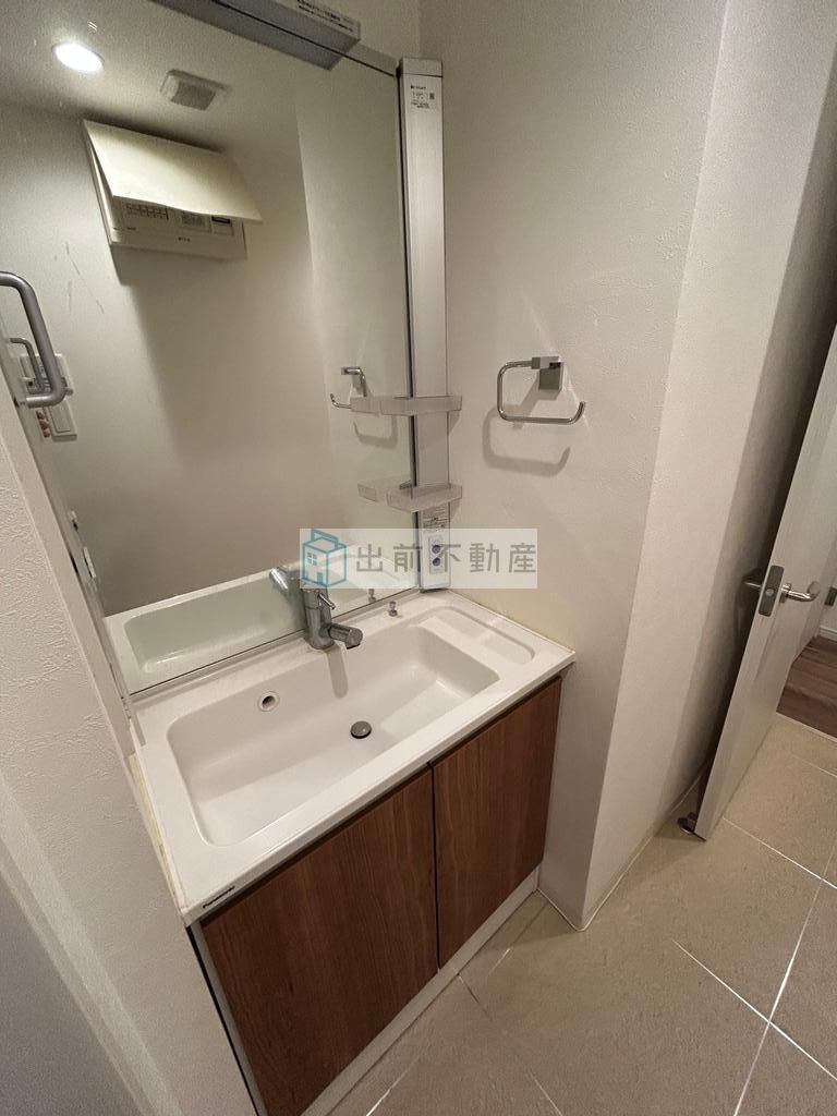 新宿区西落合３丁目の賃貸マンションの洗面所