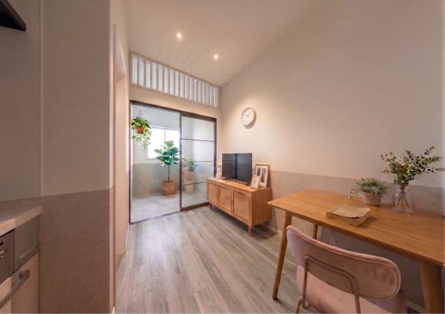 春日市桜ヶ丘６丁目の賃貸マンションの居間・リビング