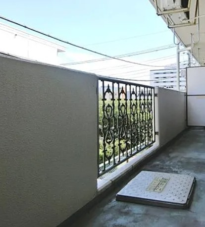 立川市錦町１丁目の賃貸マンションのバルコニー