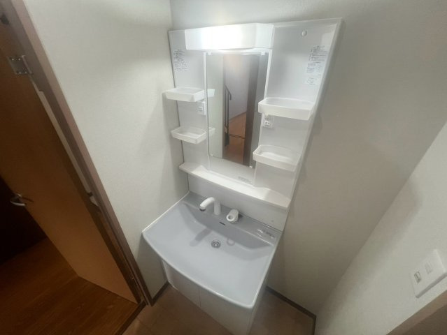 市川市福栄３丁目の賃貸マンションの独立洗面台