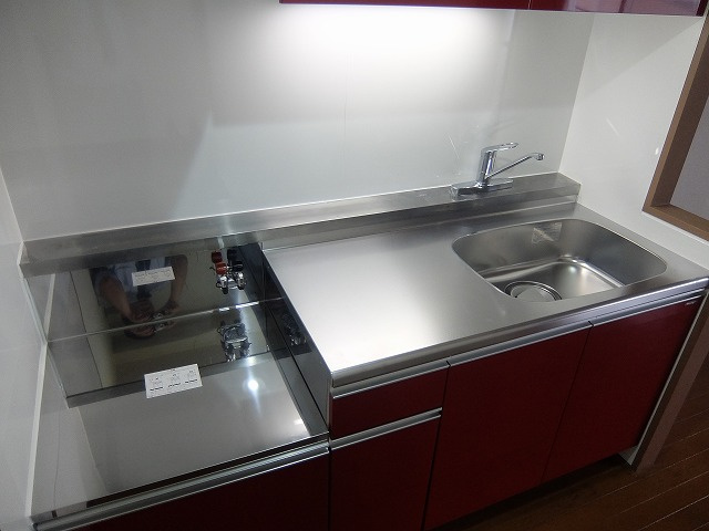市川市福栄３丁目の賃貸マンションのキッチン