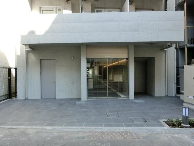 ＺＯＯＭ川崎ＥＡＳＴのエントランス