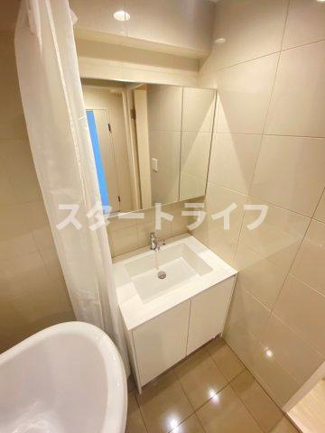 大阪市淀川区東三国６丁目の賃貸マンションの洗面所