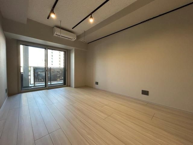 ＴＲＡＣＫ渋谷本町の居間・リビング