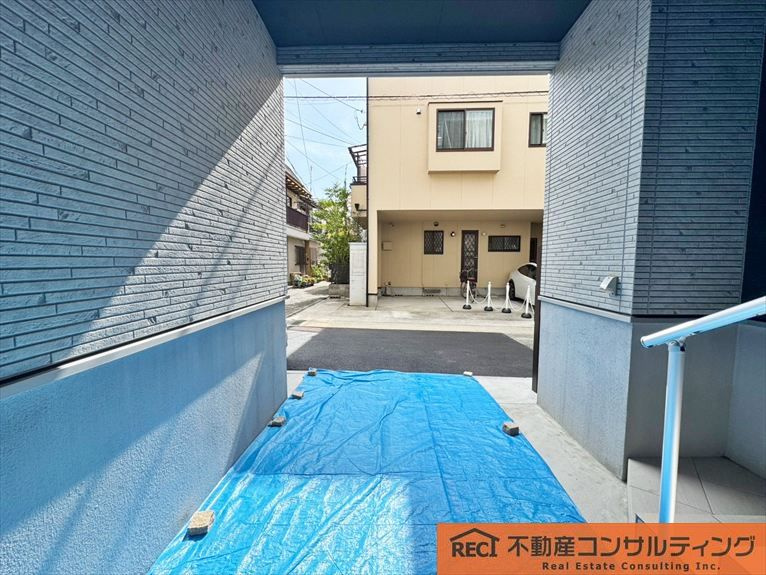 神戸市灘区大石東町2丁目　新築戸建の駐車場