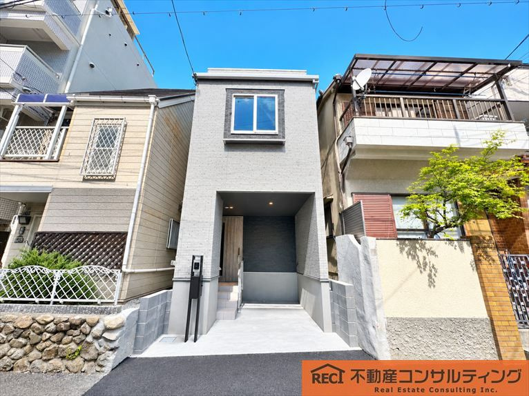 神戸市灘区大石東町2丁目　新築戸建の外観|西郷小学校＆烏帽子中学校が徒歩7分圏内で通学も安心！