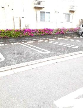 ムッカ　モンターニャの駐車場