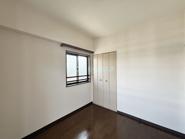 フォレスト城山の寝室