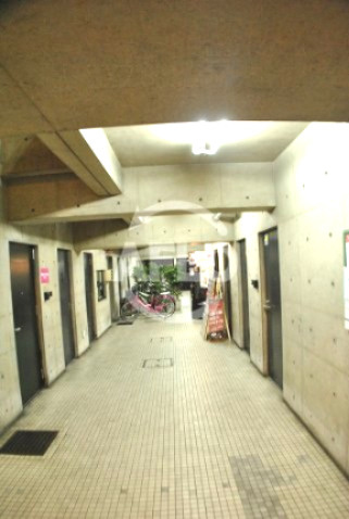 グランドメゾン西心斎橋（テナント）のその他共用部分|グランドメゾン西心斎橋　ロビー