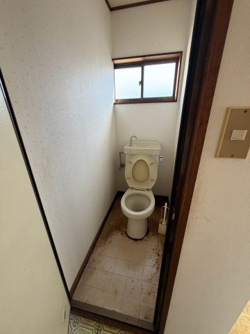 水戸市一棟アパートのトイレ