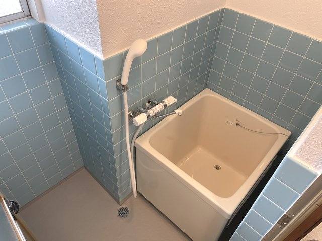 古屋ビルの浴室|ゆったり過ごせるお風呂です