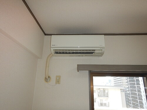 ライオンズマンション天神南の設備|エアコン