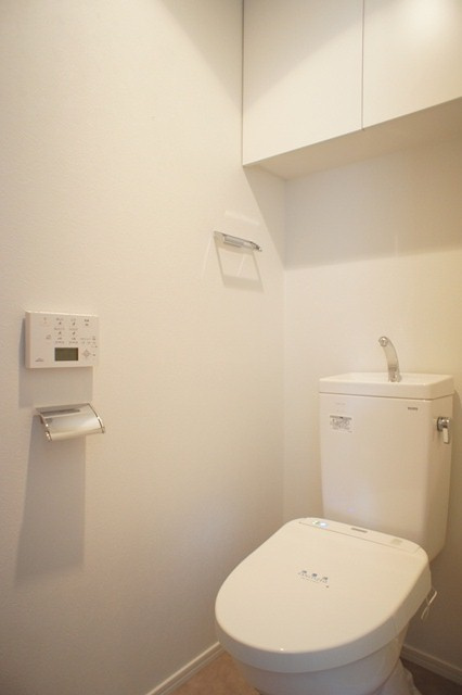 エンクレストGRAN博多駅前のトイレ|コンパクトで使いやすいトイレです