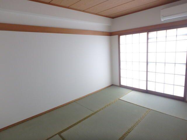 国分寺市戸倉４丁目の賃貸マンションの内装
