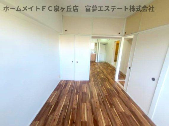 ビレッジハウス泉北栂タワー1号棟の居間・リビング
