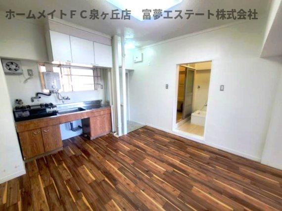 ビレッジハウス泉北栂タワー1号棟の居間・リビング