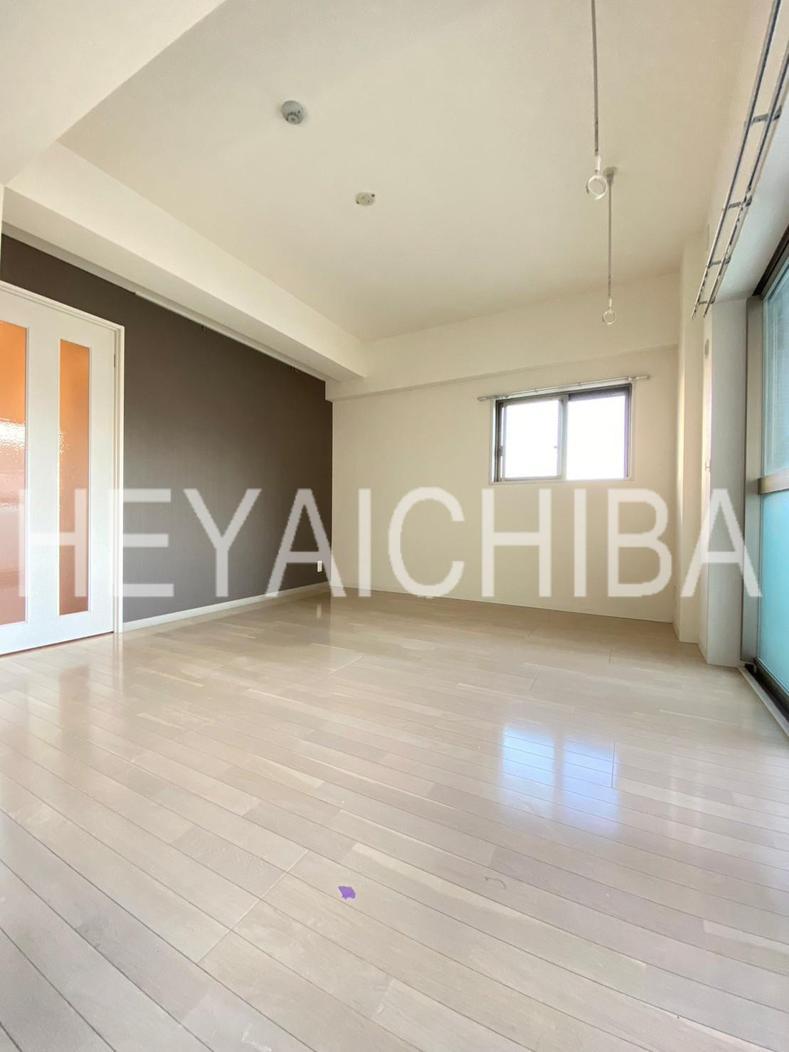 ラフィネットの居間・リビング