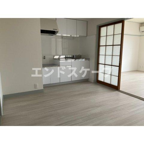 広木マンションの居間・リビング|高崎、前橋のお部屋探しはエンドスケープまで！お客様の理想お聞かせ下さい♪