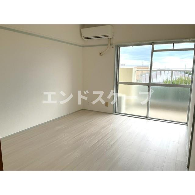 広木マンションの居間・リビング|高崎、前橋のお部屋探しはエンドスケープまで！お客様の理想お聞かせ下さい♪