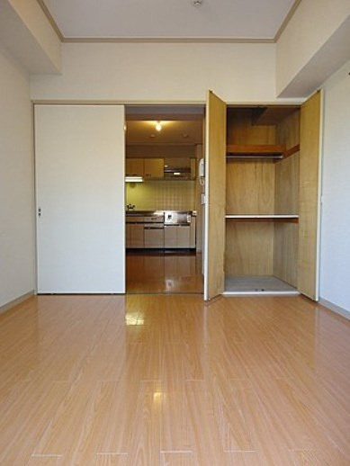 サンパレスの寝室