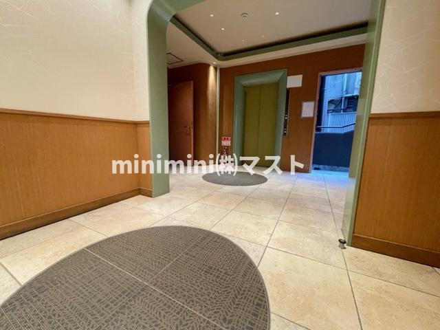 大阪市北区国分寺２丁目の賃貸マンションのロビー
