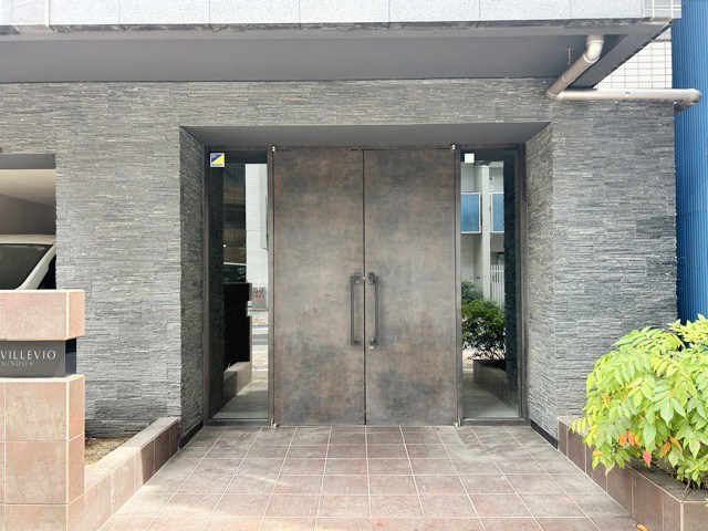 【エントランス】 | ヴィルヴィオ三ノ輪 | マンションの「顔」ともいうべきエントランス部分です。～即日のご見学可能～　お問合せはお気軽に。