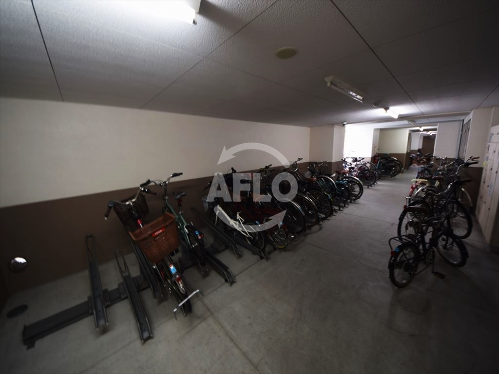 サーパス松屋町筋のその他共用部分|サーパス松屋町筋　駐輪場
