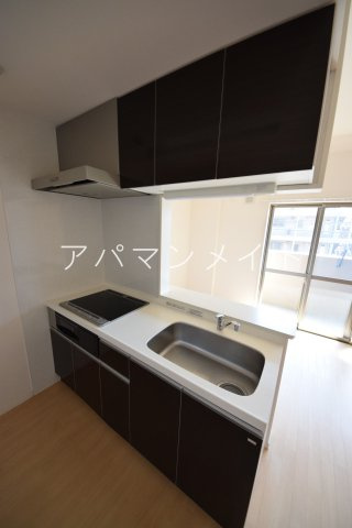 【キッチン】 | ロイヤル中央 | ＩＨコンロ3口付きです！
