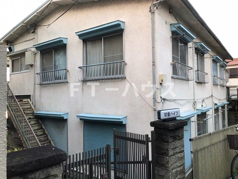 初音ハイツの外観