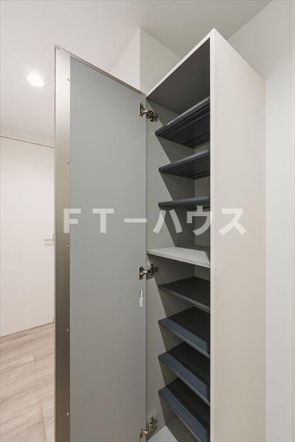 Contel 湊町の収納