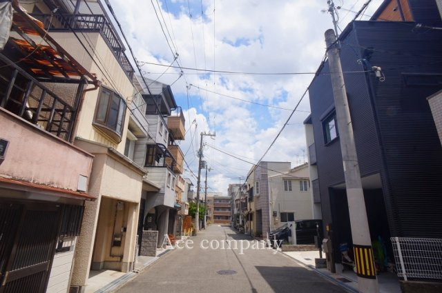 【前面道路含む現地写真】 | 平野区流町3丁目 | 【前面道路：ゆったり幅員6.5ｍ！】スーパー・ドラッグストア・コンビニ徒歩4分圏内です♪
