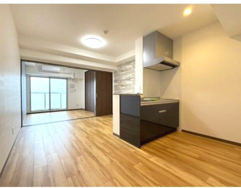 FREEDOM residence堺深井沢町の居間・リビング