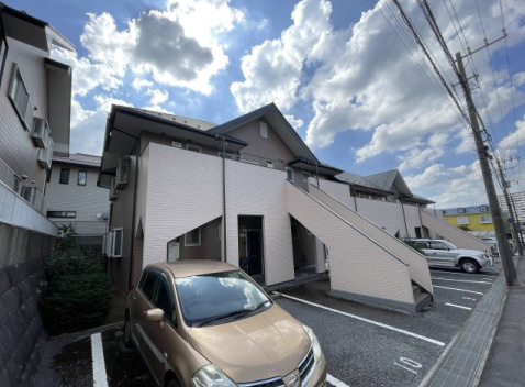 ラフィ−ヌ・吉野Ａの駐車場